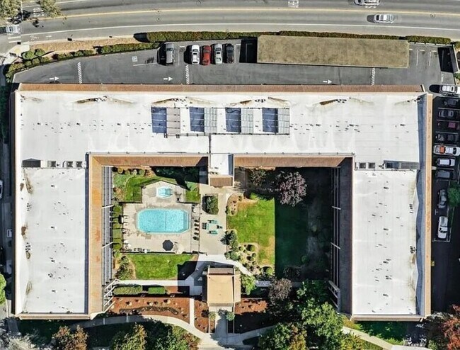 Foto del edificio - 870 Park Ave