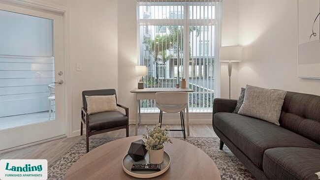 Building Photo - 5256 International Dr