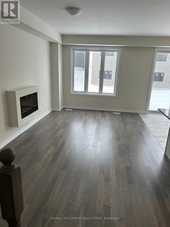 Building Photo - 20 Lipscott Dr