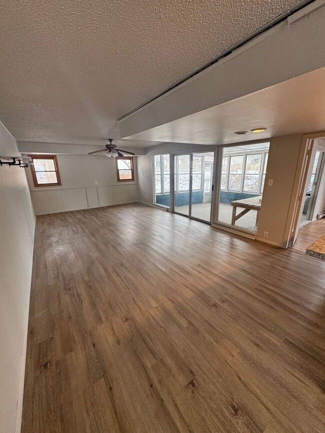 Foto del edificio - 1008 Reed Rd