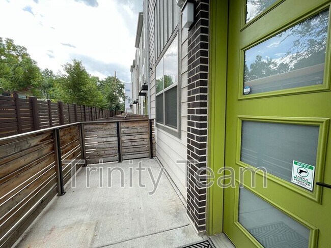 Foto del edificio - 4100 E Iliff Ave