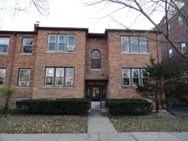 Foto del edificio - 211 W Quincy St