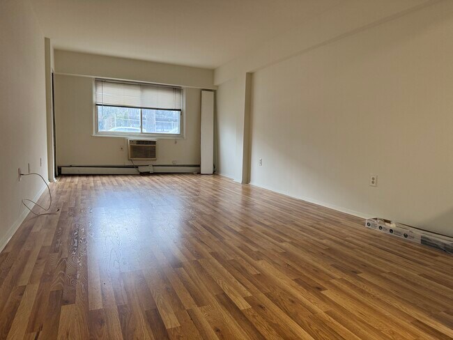 Foto del edificio - 333 Grand Ave