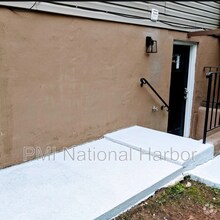 Building Photo - 702 Leeward Ct