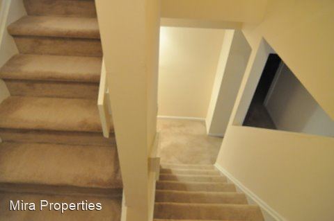 Foto del edificio - 5 br, 4 bath House - 483 Brittany Lane