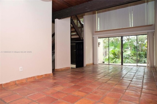 Foto del edificio - 19216 NE 25th Ave