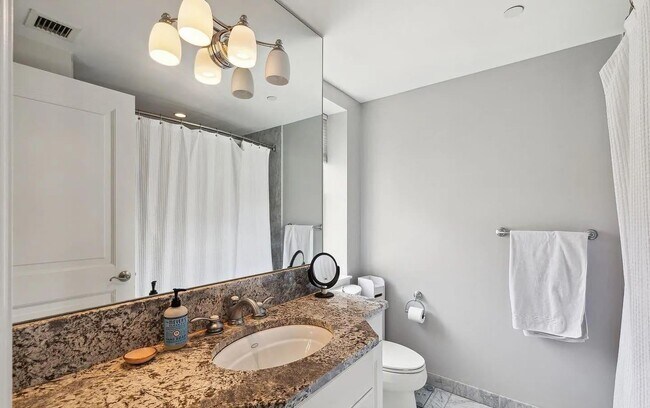 Foto del edificio - 1701 Locust St