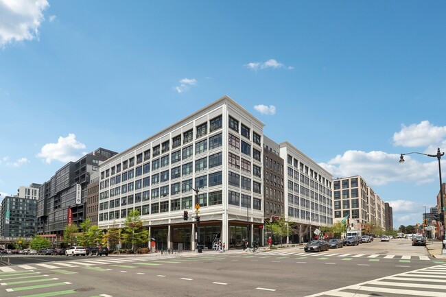 Building Photo - The Edison at Union Market