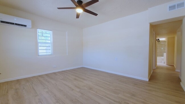 Building Photo - Newly Remodeled 3 Bedroom 2 Bath Home!