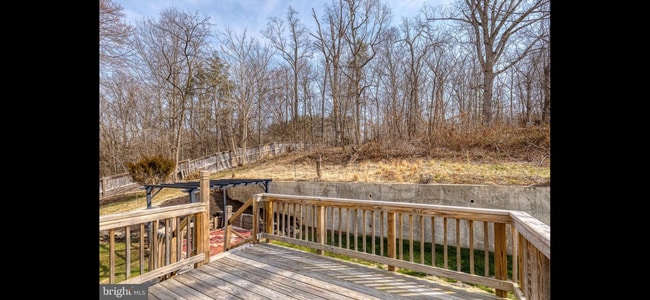 Building Photo - 5085 Twinbrook Run Dr
