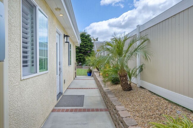 Foto del edificio - Rare Opportunity – Private 1 Bed / 1 Bath Attached ADU in Jeffries Ranch