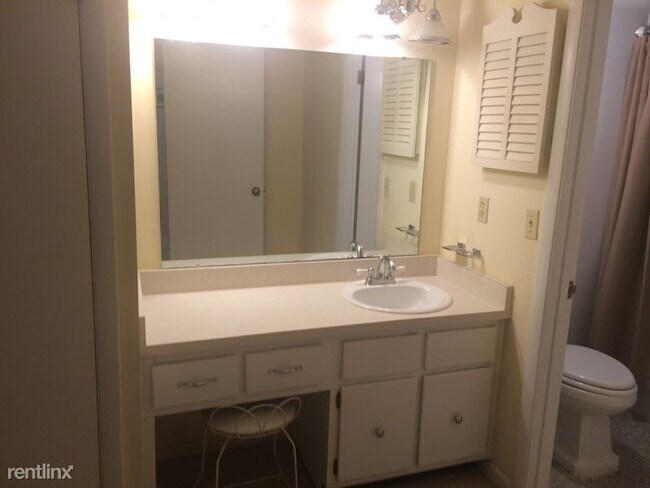 Foto del edificio - 2843 NE 3rd St