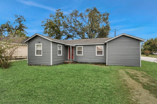 Building Photo - 6817 Anderson St