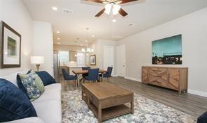 Building Photo - 7703 Rainbow Dr