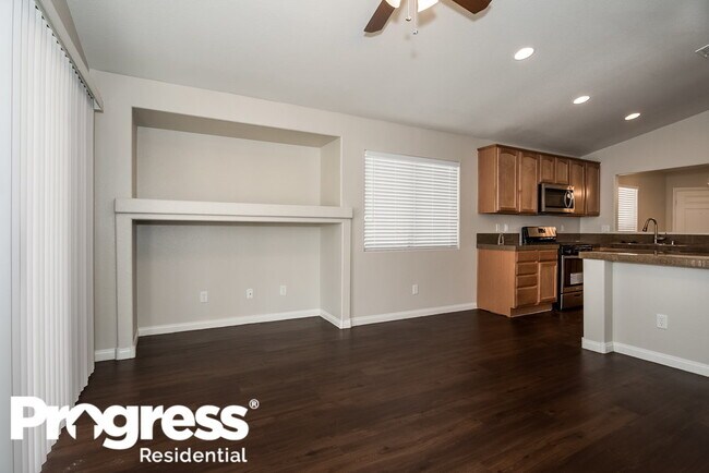 Foto del edificio - 5627 Tropic Breeze St