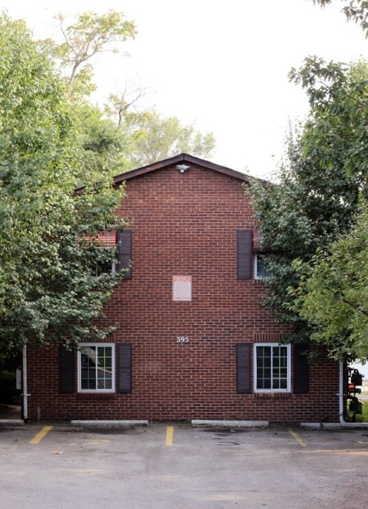 Building Photo - 395 E 13th Ave