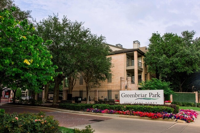 Greenbriar Park Controlled Access Entrance - Greenbriar Park