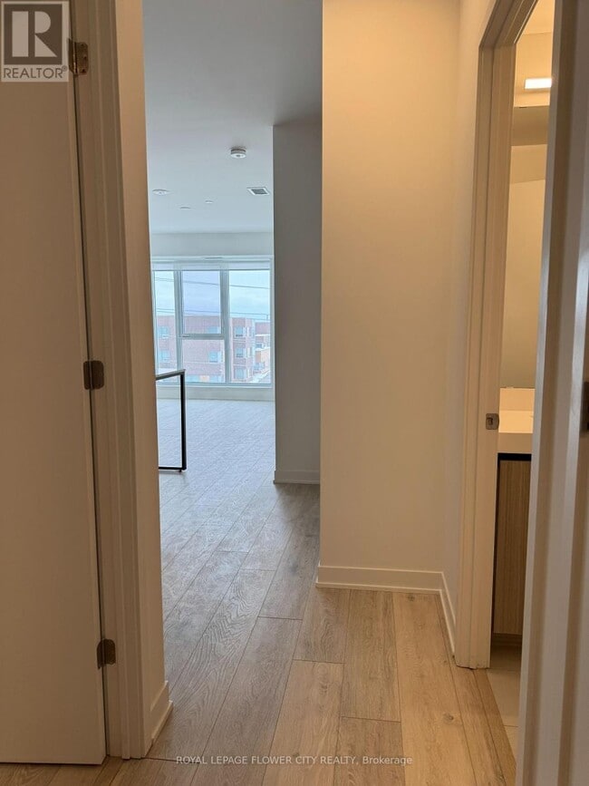 Building Photo - 20 All Nations Dr