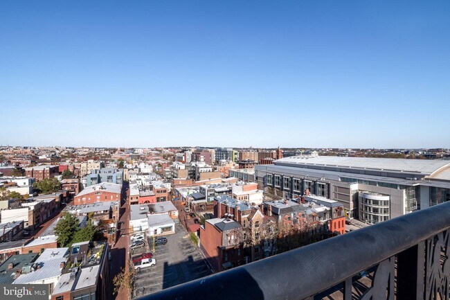 Foto del edificio - 910 M St NW