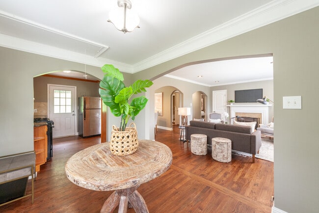 Foto del edificio - 833 Grove St