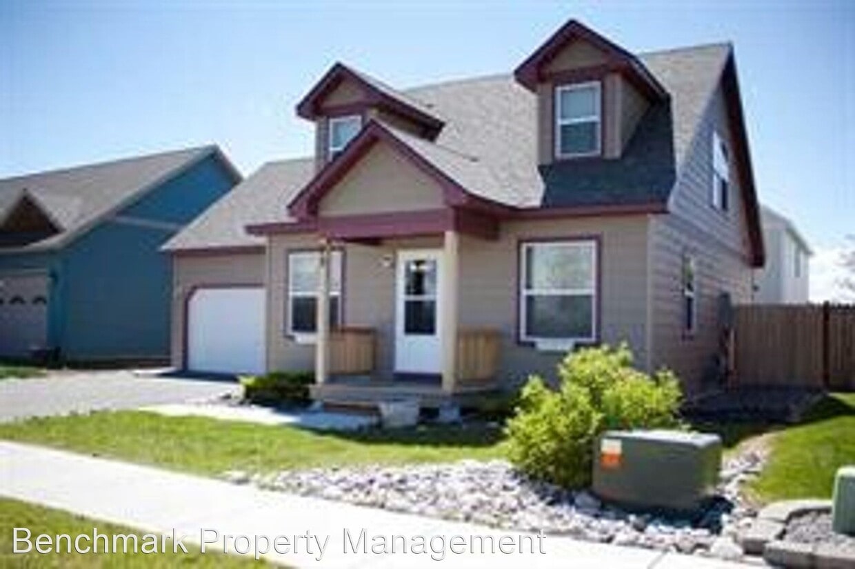 Primary Photo - 3 br, 2 bath House - 93 Engberg Lane
