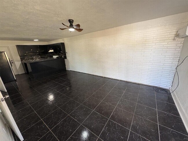 Foto del edificio - 1836 SW Harlem Cir