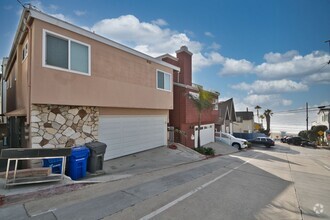 Building Photo - 120 42nd St