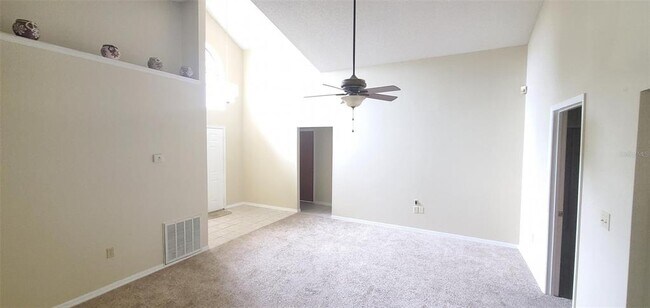 Building Photo - 2791 Theresa Dr