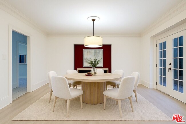 Foto del edificio - 6551 Franklin Ave