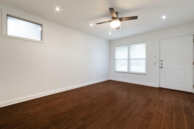 Foto del edificio - 205 Chippendale Ave