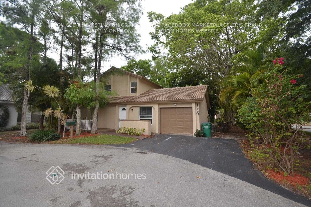 Foto del edificio - 1220 NW 89th Dr