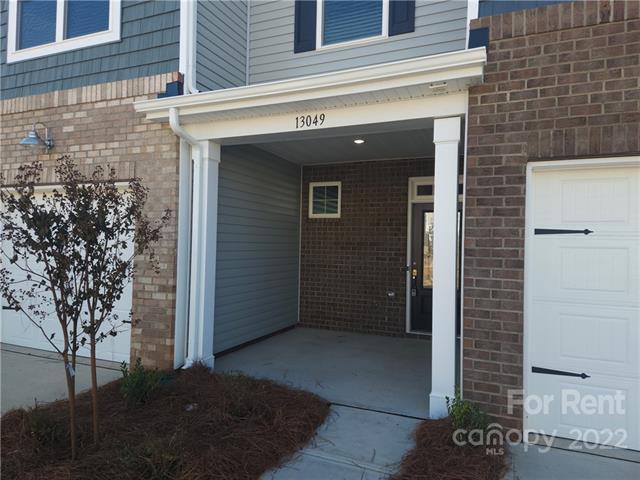 Foto del edificio - 13049 Cottage Pl
