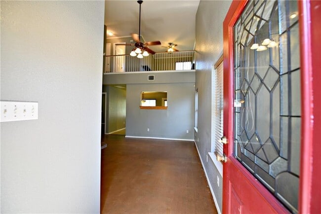 Building Photo - 2813 Greenlee Dr