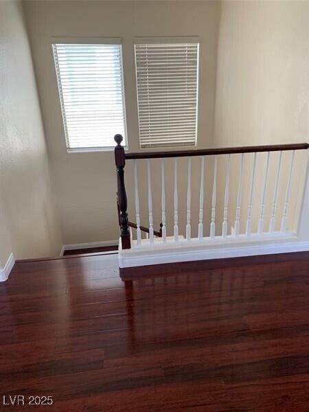 Foto del edificio - 5458 Coral Ribbon Ave