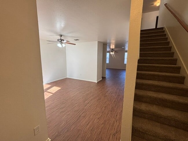 Building Photo - 1424 Krista Dr