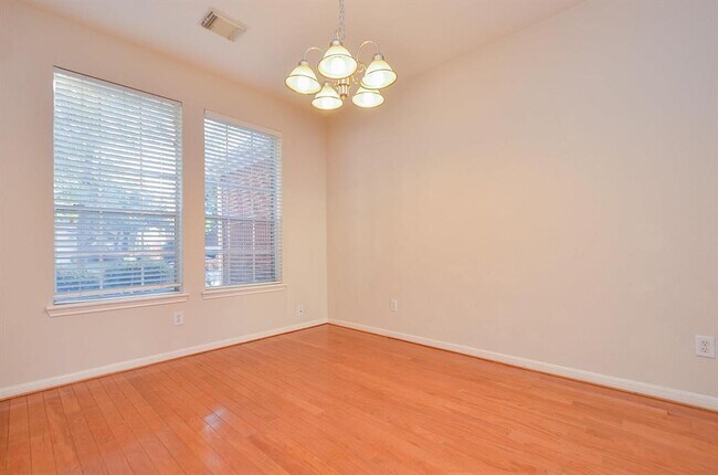 Building Photo - 5519 Poundstone Ct