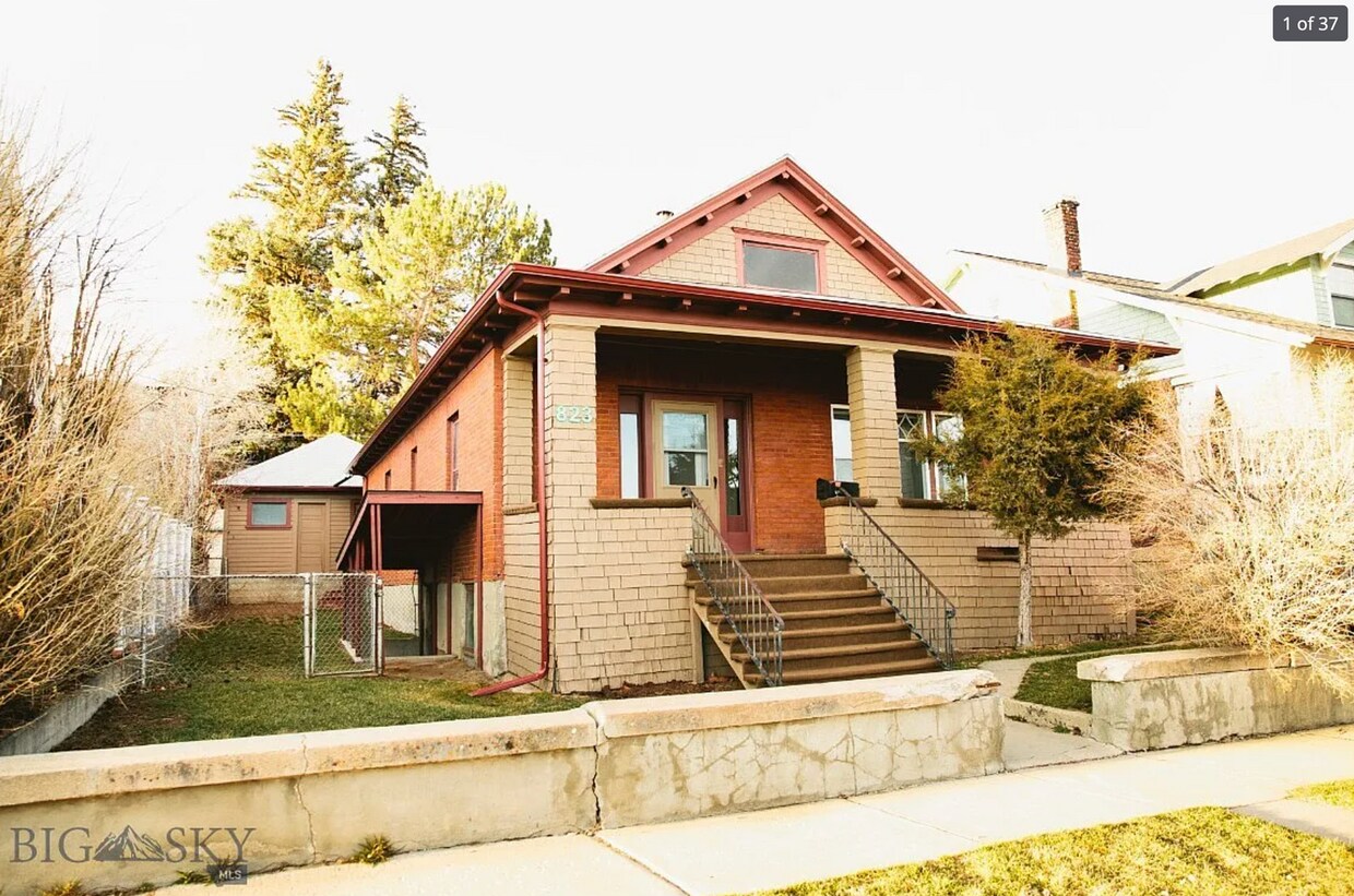 Primary Photo - 3 Bedroom Uptown Home