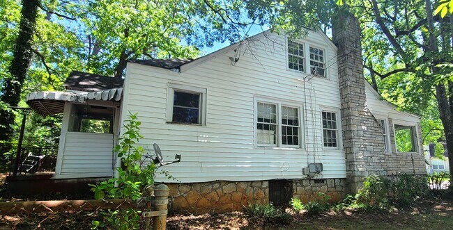 Foto del edificio - 1318 Ormewood Ave SE