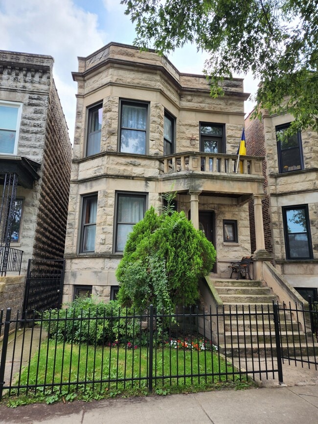 Building Photo - 2435 W Rice St