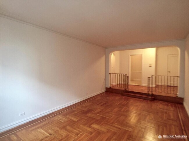 Foto del edificio - 600 West 218th Street
