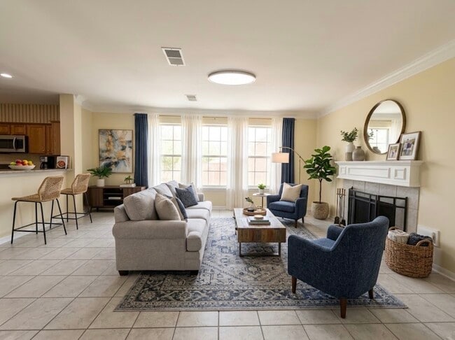 Building Photo - 12211 Meadow Crest Ct