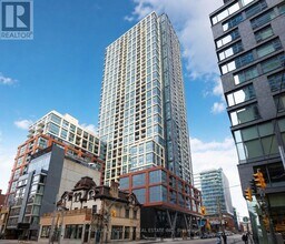 Building Photo - 108 Peter St