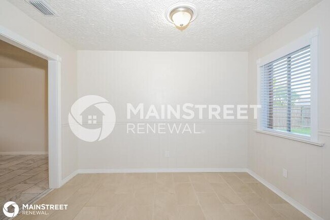 Foto del edificio - 115 WESTWOOD DR, DAYTONA BEACH, FL 32119