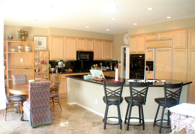 Foto del edificio - Beautiful Calabasas home with marble floor...