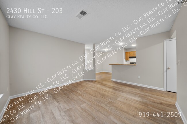 Foto del edificio - 2430 Hill St