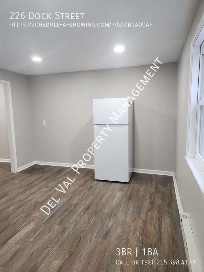 Building Photo - ?? Cozy 3-Bedroom Apartment for Rent in Sc...