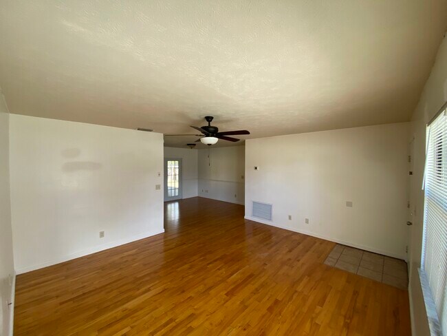 Foto del edificio - 5 Teak Loop Ln
