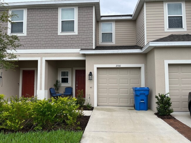 Building Photo - 2310 Paravane Way