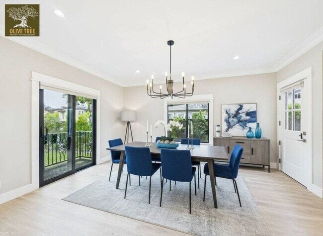 Foto del edificio - Luxury Ground-Level 2bed/2bath Unit | Fully Renovated | Walkable Pasadena Location