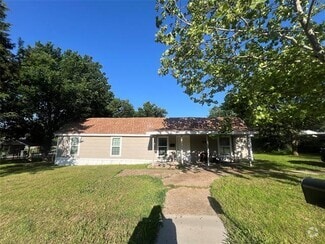 Building Photo - 209 S Jordan St